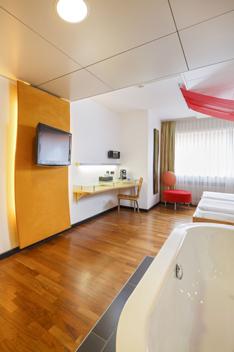 Bathroom 5, Ramada Hotel Du Parc Baden, Baden