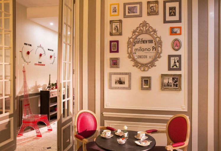 Others 4, Hotel De La Cite Rougemont, Paris