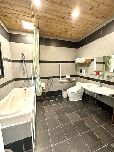 Bathroom 4, Liwuzuocun Homestay, Hualien