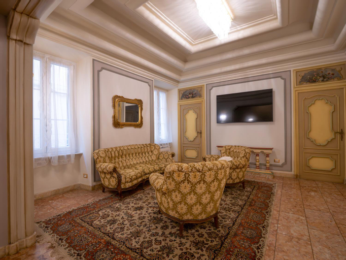 Others 4, Casa Balzola - Suite Perla, Savona
