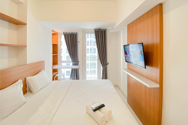 Others 2, Pleasurable and Tidy Studio at Tokyo Riverside PIK 2 Apartment By Travelio, Tangerang
