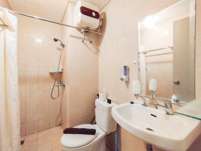 Bedroom 2, Delight 2BR Apartment at Parahyangan Residence By Travelio, Bandung
