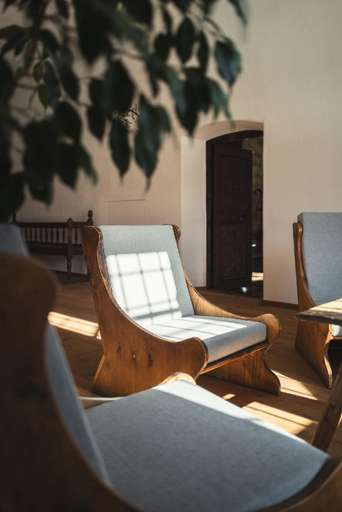 Public Area 3, Ansitz Heufler by Norbert Niederkofler, Bolzano