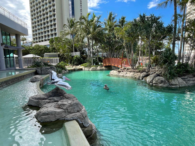 Swimming Pool 13
