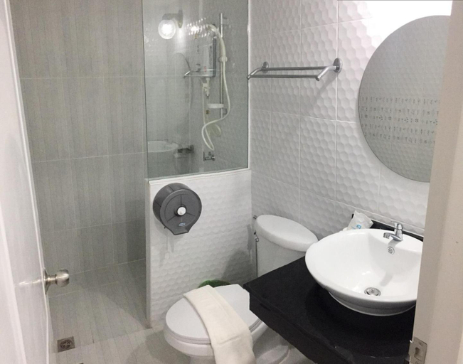 Bathroom 4, Gusto House, Muang Chiang Mai