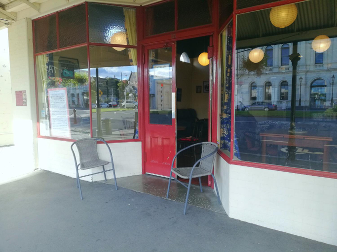 Others 4, Empire Hotel Backpackers, Waitaki