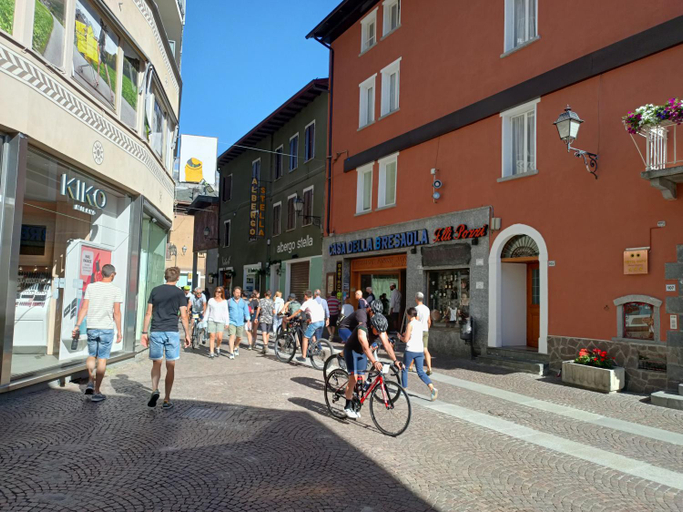 Exterior & Views 1, Gufo, Sondrio