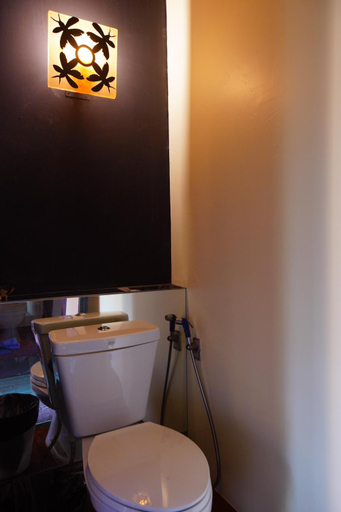 Bathroom 3, Bangkok Tree House, Phra Pradaeng