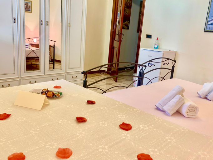 Bedroom 4, Bed & Breakfast Acquamarina, Lecce