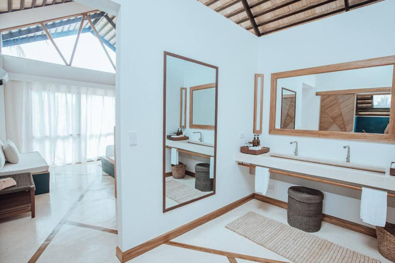 Bathroom, Maison Bukana - King Suite, Dapa