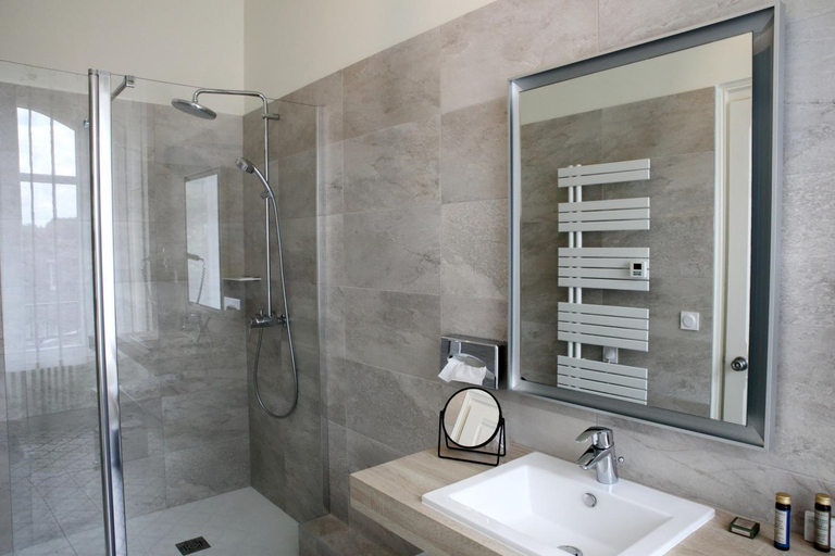Bathroom 5, Le Relais Des Landes - Demeures et Chateaux, Loir-et-Cher