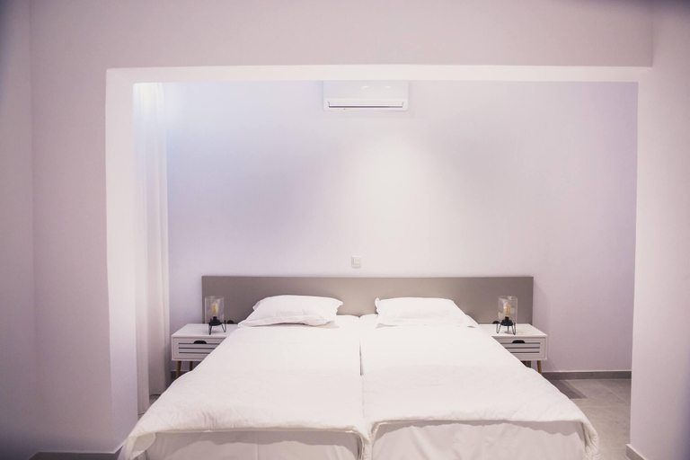 Bedroom 2, Starlight Villa Guro - 4bd, 4ba, 4min To Beach, Crete