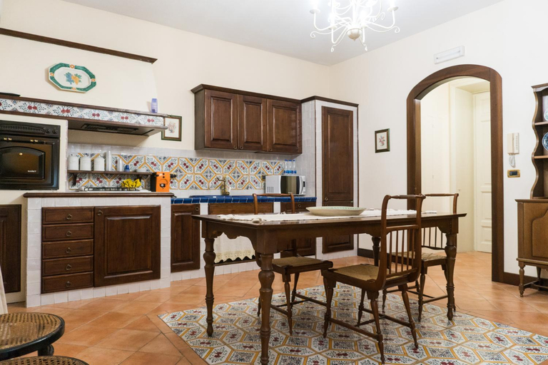 Food & Drinks 2, Palazzo Bella, Agrigento