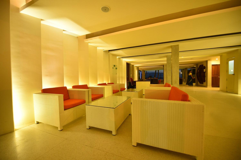 Public Area, Beacon Beach Hotel, Negombo