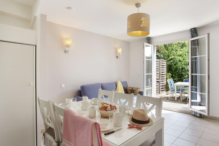 Dining Room 6