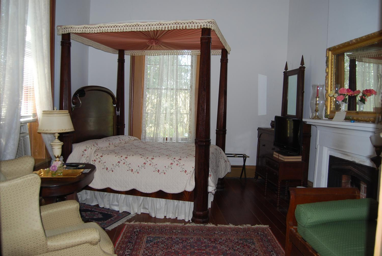 Bedroom 2, Glenfield Historic B&B, Adams