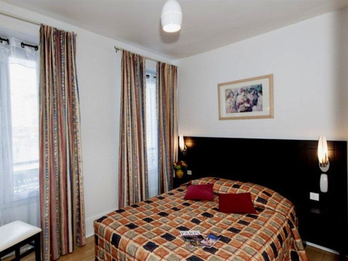 Others 2, Hotel Amiot, Paris
