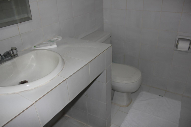 Bathroom 8