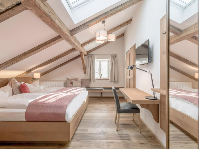 Bedroom 2, Schneiderwirt, Rosenheim