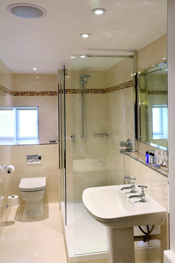 Bathroom 4, Macdonald Houstoun House, West Lothian