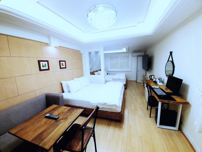 Bedroom 3, Uneed Business Hotel, Chilgok