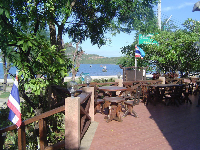 Food & Drinks 5, Samroiyod Holiday Resort, K. Sam Roi Yot