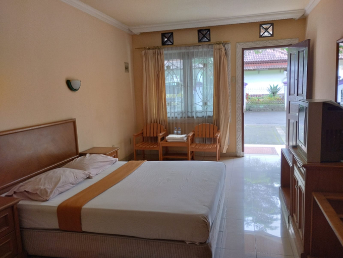 Bedroom 5, Hotel & Wisma Bintang Jadayat, Bogor