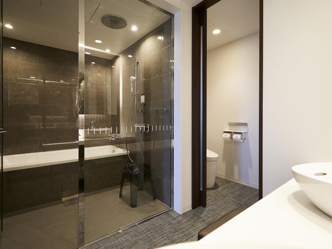 Bathroom 4, DaiwaRoynetHotel Kobe-Sannomiya PREMIER, Kobe