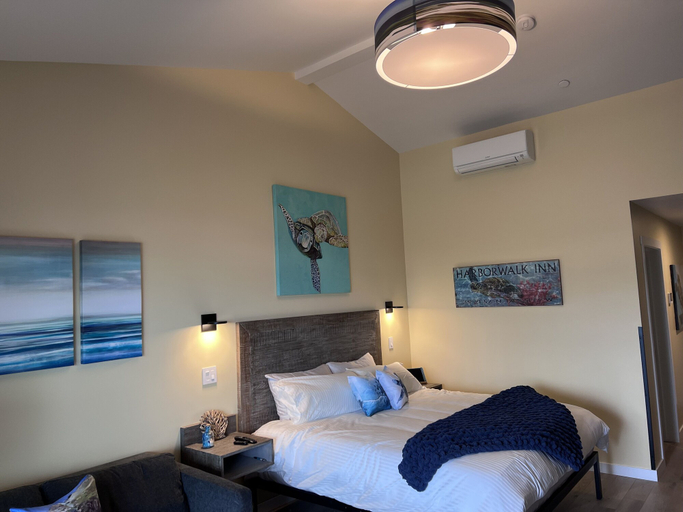 Bedroom 3, HarborWalk Inn, San Luis Obispo