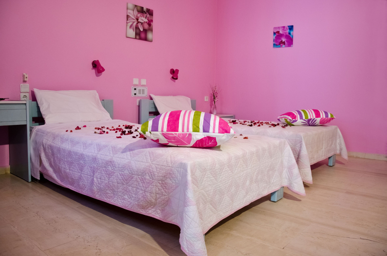 Bedroom 3, Galini Apartments, Crete