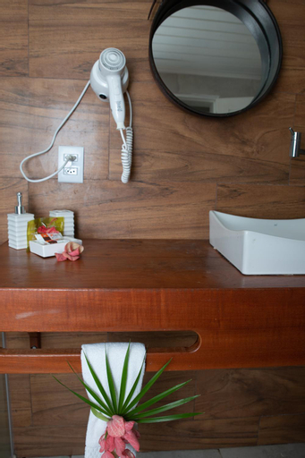 Bathroom 11