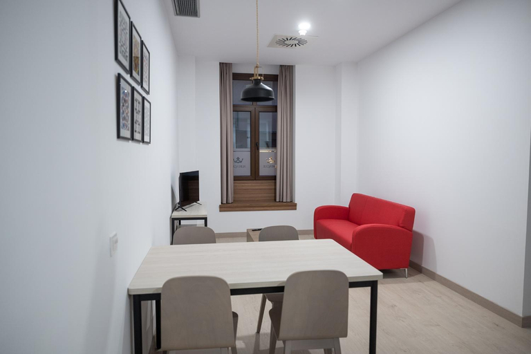Others 3, PALACIO REAL HOSTEL, León
