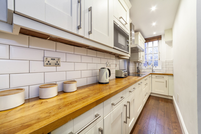 Others 5, 3 Bed Apartment in St John’s Wood, London