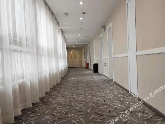 Home Inn (Yuyao Wanda Plaza Siming West Road), Ningbo