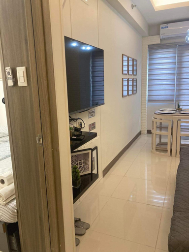 Others 4, Coast Residence 4026 PENTHOUSE 1 Bedroom Condo with Wifi & Netflix, Pasay City