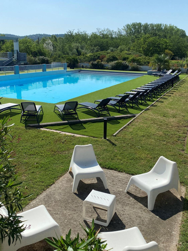 Swimming Pool 15