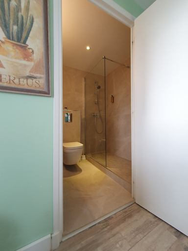 Bathroom 4, Hôtel les calanques, Var
