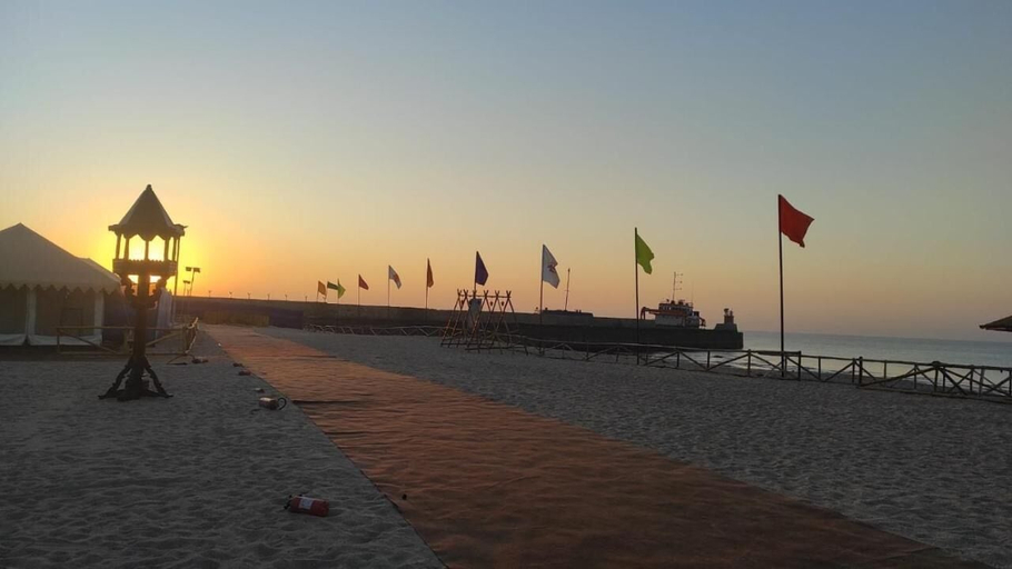Others 4, White Sands Bay Mandvi, Kachchh
