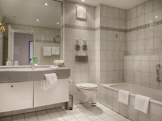 Bathroom 6
