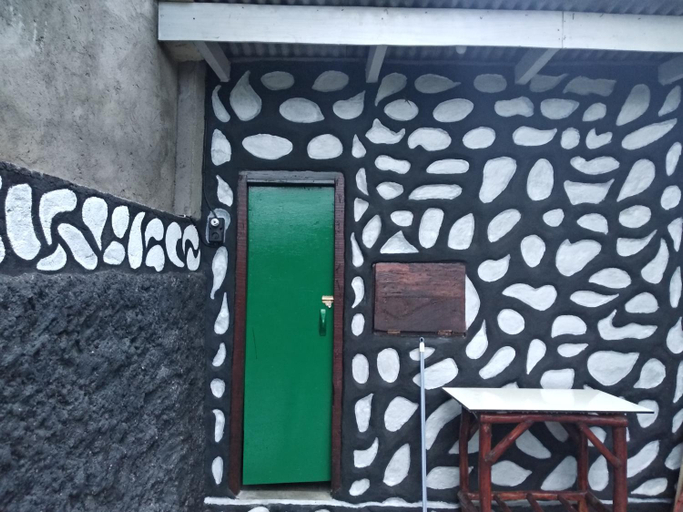 Kitchen, Breeze Hostel, Lombok