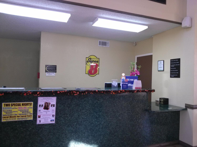 Public Area, Super 8 by Wyndham Kerrville TX, Kerr