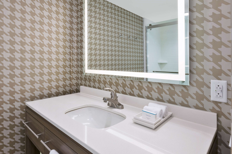 Bathroom 8