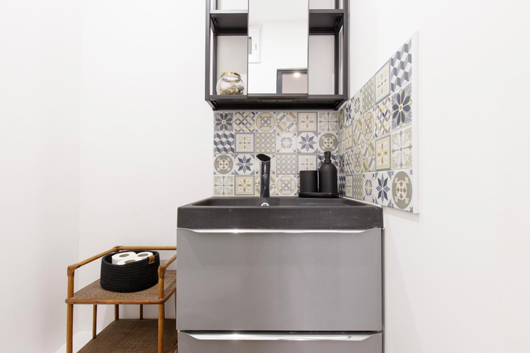 Bathroom 2, Suite Griffoul - Hypercentre de Gaillac, Tarn