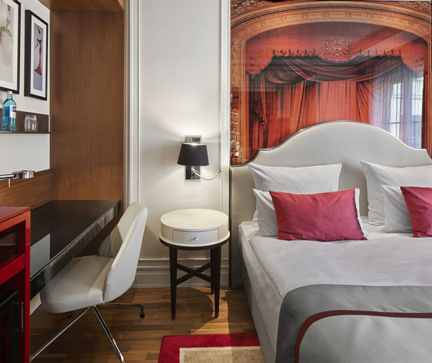 Bedroom 4, TITANIC Gendarmenmarkt Berlin, Berlin