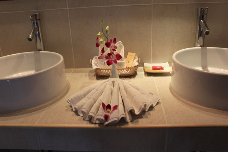 Bathroom 5, The Waterfront Hotel at Fisherman's Village, Ko Samui