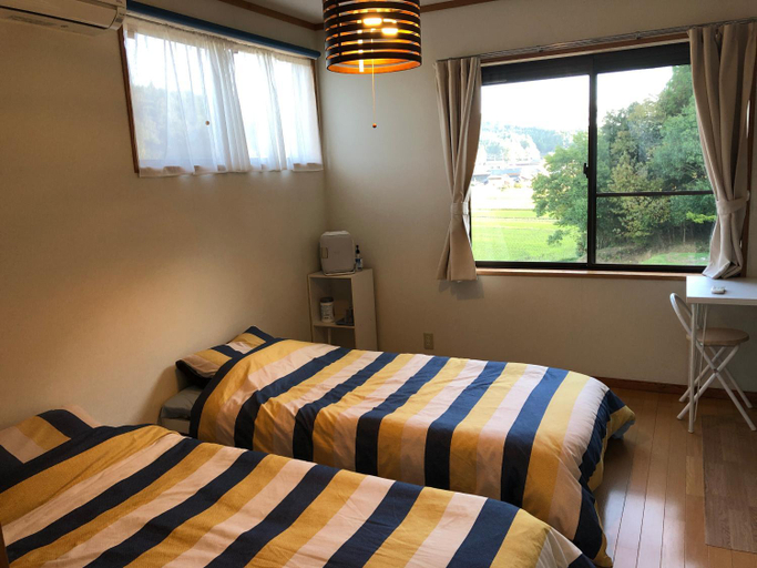 Others 4, Share Creative&Bed adonoan, Takeo