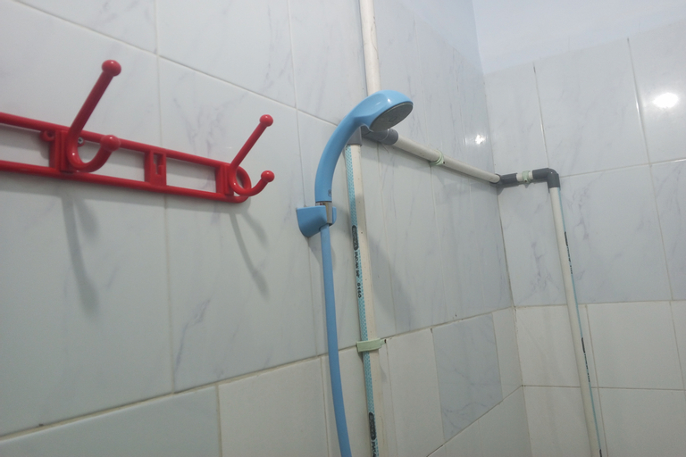 Bathroom 11