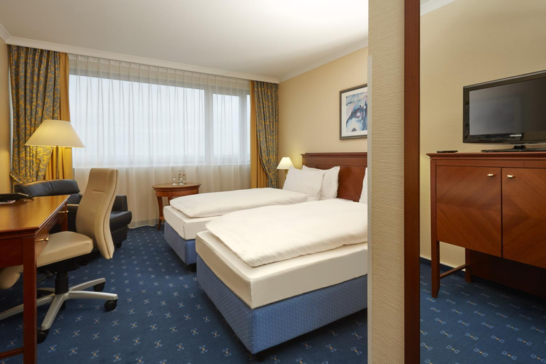 Bedroom 2, H4 Hotel Kassel, Kassel