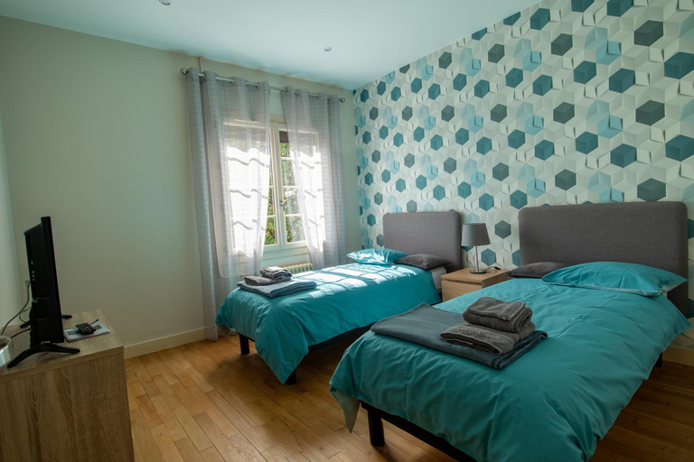Bedroom 2, Maison aux portes de Beauval, Loir-et-Cher