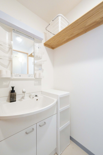 Bathroom 3, ILIMA Higashi Nakano, Nakano City